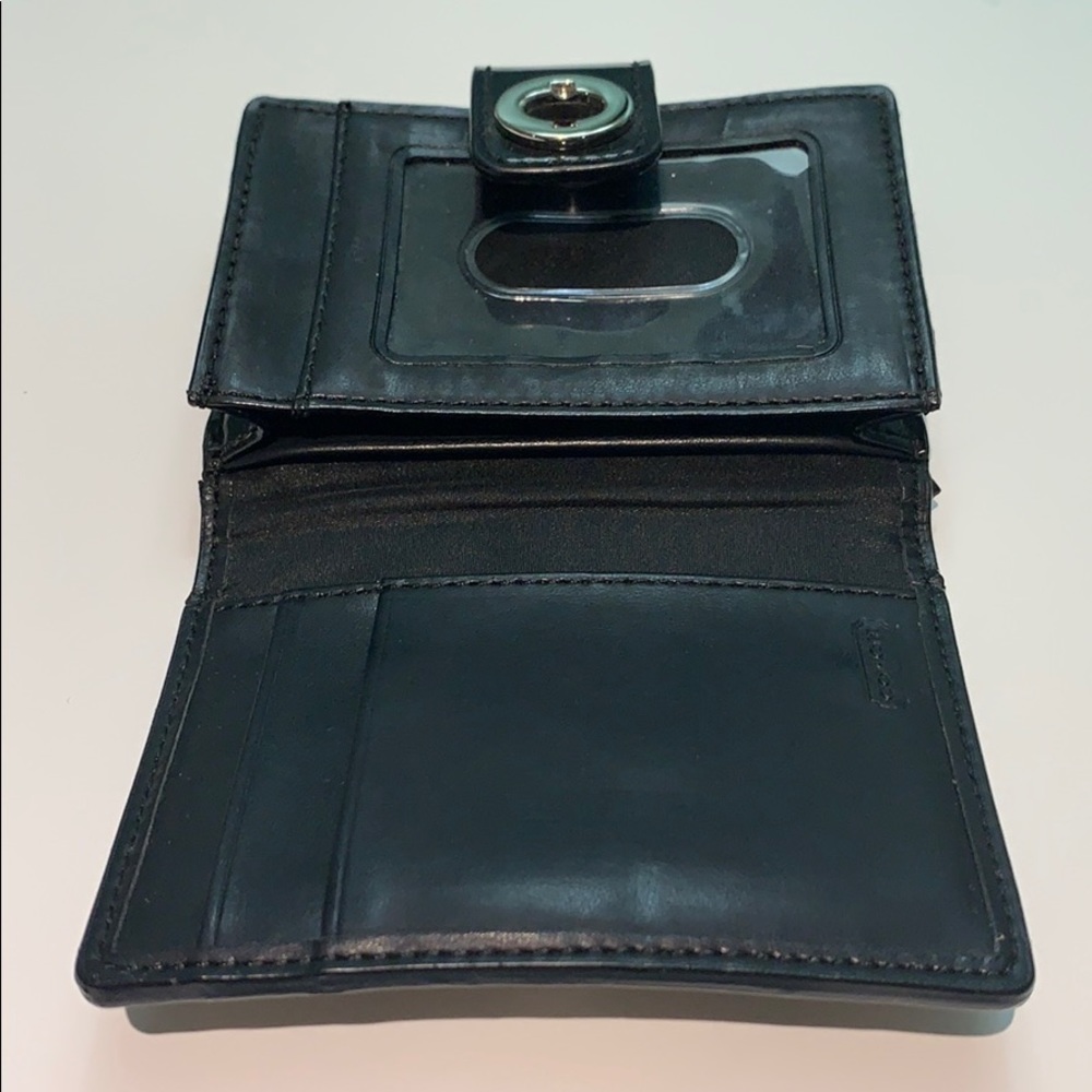 Coach Wallet - Picture 4 of 4